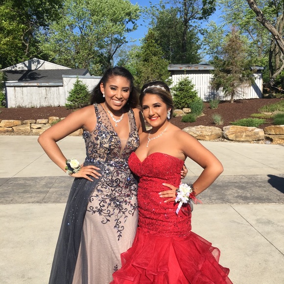 Prom Dress - Picture 9 of 9